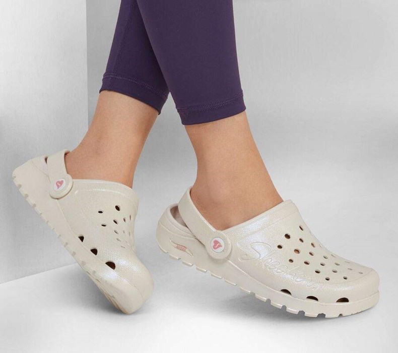 Dámské Mokasíny Skechers Foamies: Arch Fit Footsteps - Pixie Dust Bílé | EIZKYQA-20