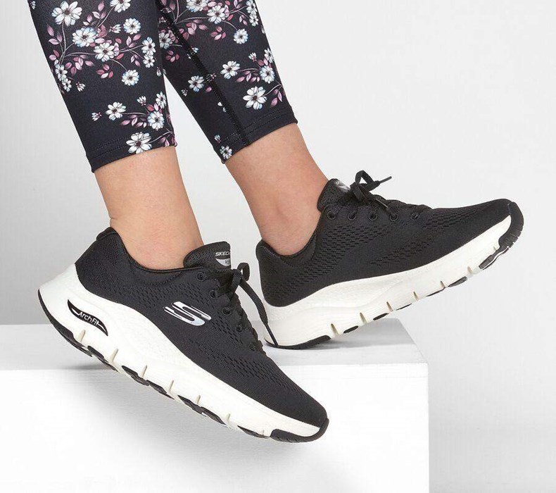 Dámské Trekové Boty Skechers Arch Fit - Big Appeal Černé Bílé | GYESQLN-06