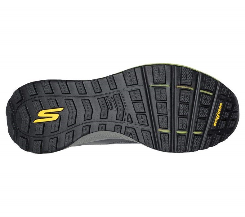 Pánské Trailové Boty Skechers GO RUN Pulse - Ultra Radius Šedé Černé | DJHCZFK-17